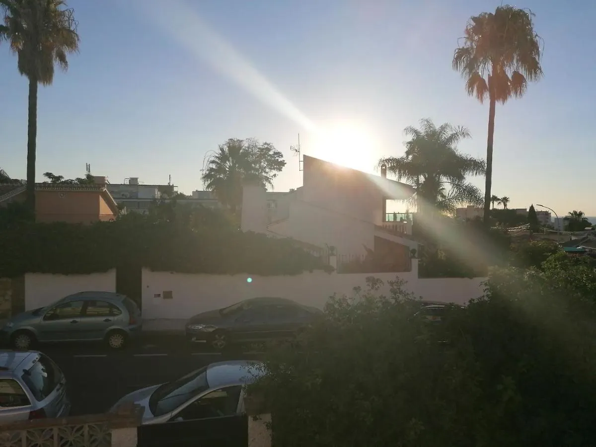 Appartement Moderne Pour 6 Adultes Benalmadena Spain